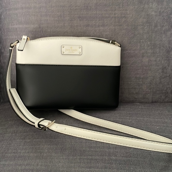 ♠️ NWOT NEW KATE Spade Crossbody - Picture 1 of 14